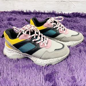 Steve Madden Colorblock High Top Gym Sneakers Sz 9